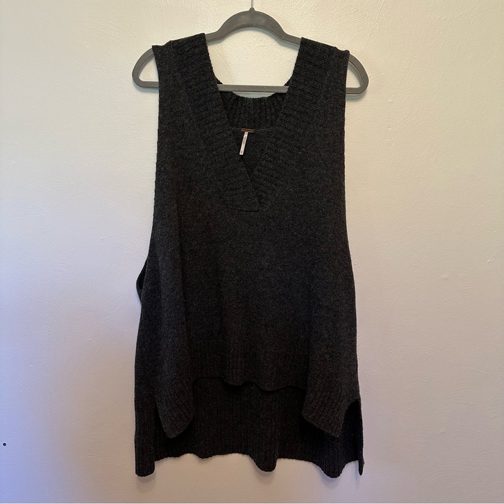 Free People hilo wool blend M Sweater vest grey